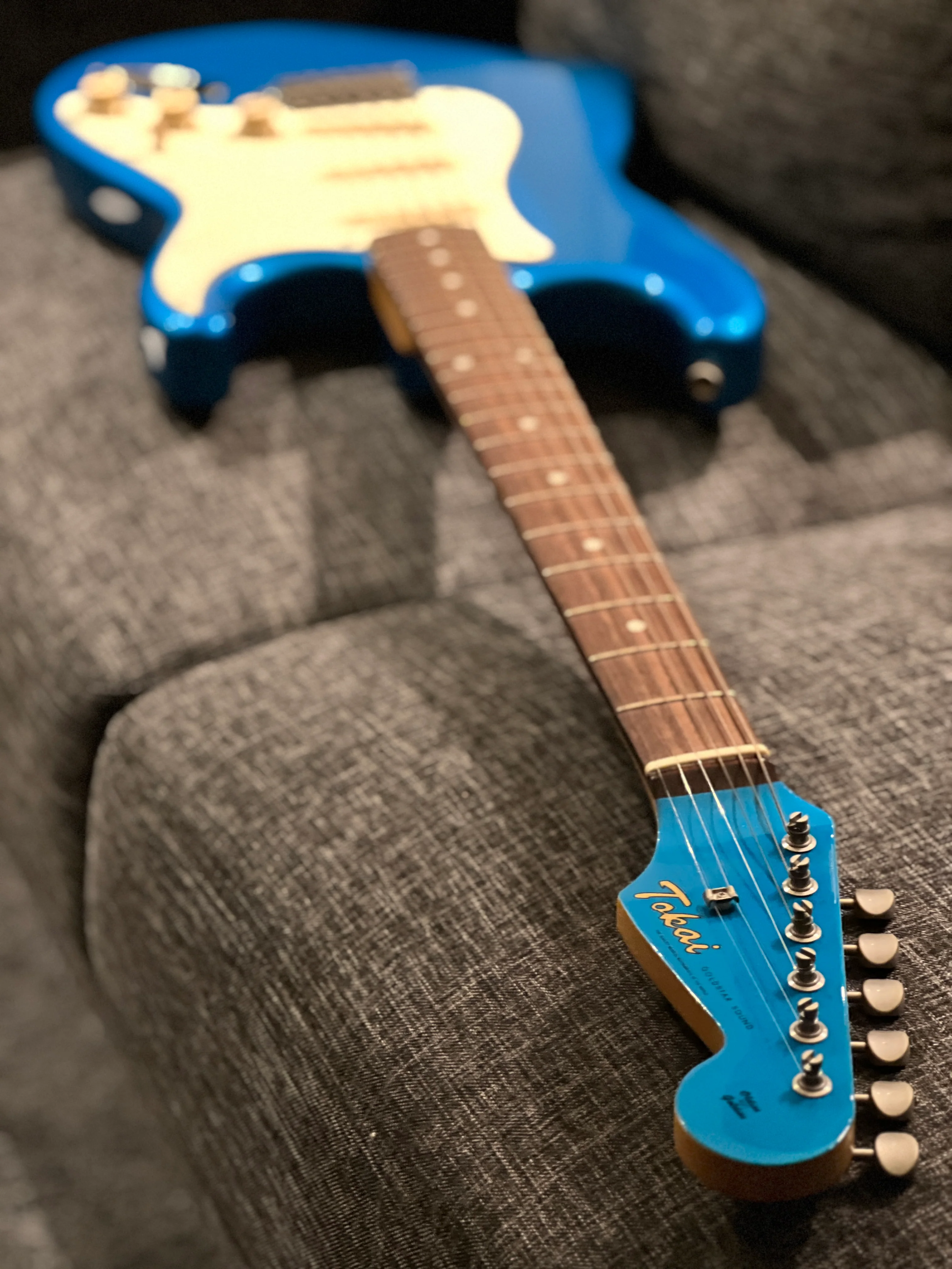 Tokai TST-50 LPB/R MH Goldstar Sound Japan in Lake Placid Blue with Rosewood FB 190584 - Image 4