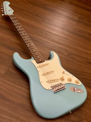 Tokai TST-96 SOB/R Goldstar Sound Japan in Sonic Blue with Matching Headstock - Image 4
