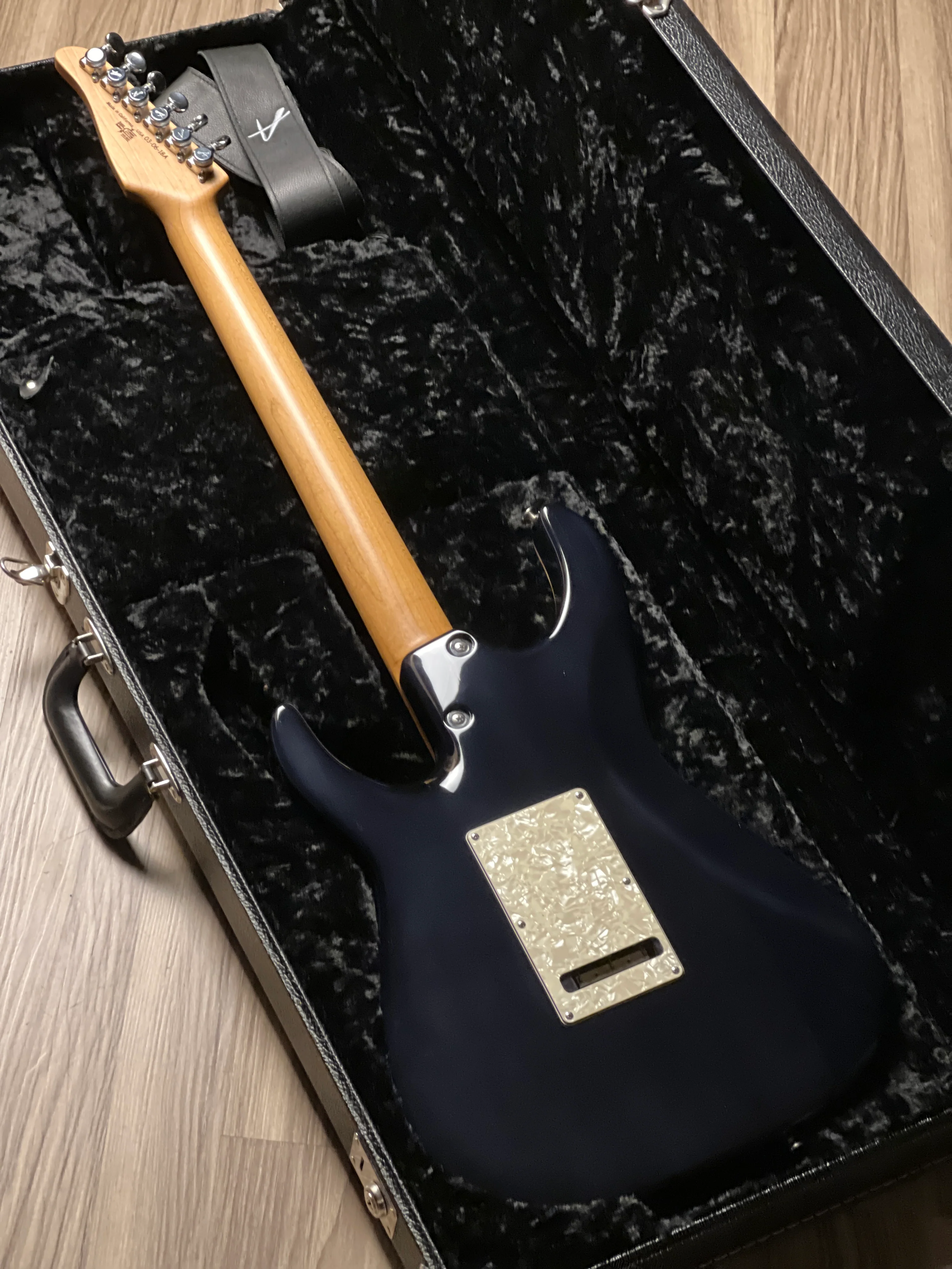 Tom Anderson Guardian Angel Arctic Blue Burst with Binding 03-06-18A - Image 5