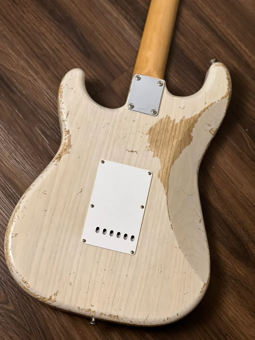 Tsubasa Lucy SSH ASH WBL/R in White Blonde Heavy Relic - Image 6
