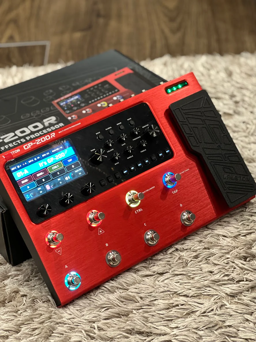 Valeton GP-200R Red Multi-Effects Processor - Image 3