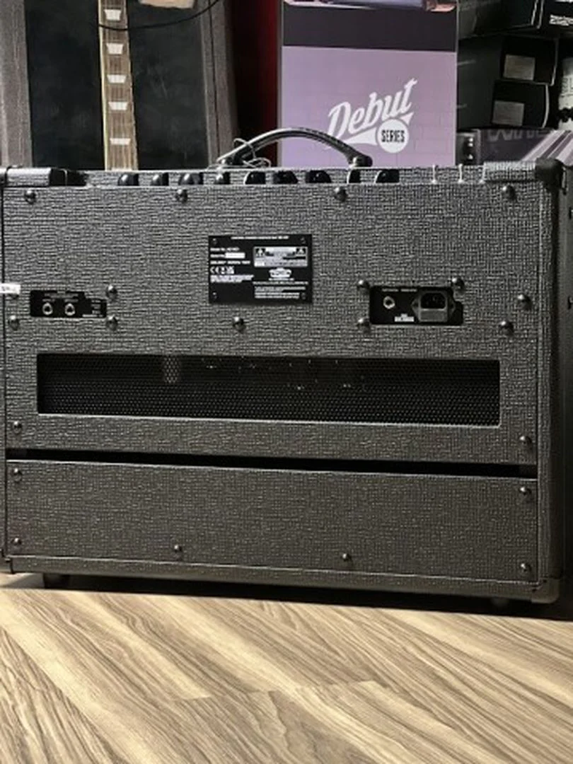 Vox AC15C1 1x12 Inch 15-Watt Tube Combo Amp - Image 6