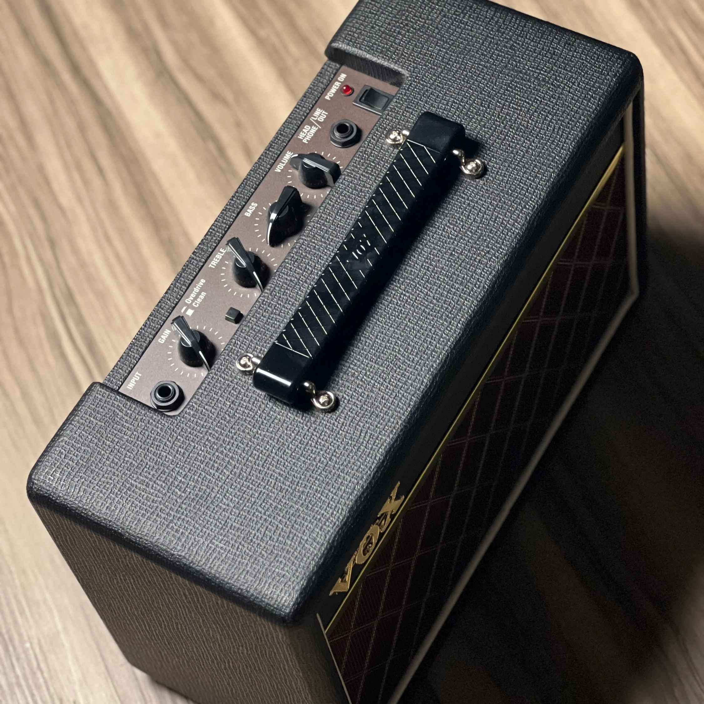 Vox Pathfinder 10 1x6.5 inch 10-watt Combo Amp - Image 3