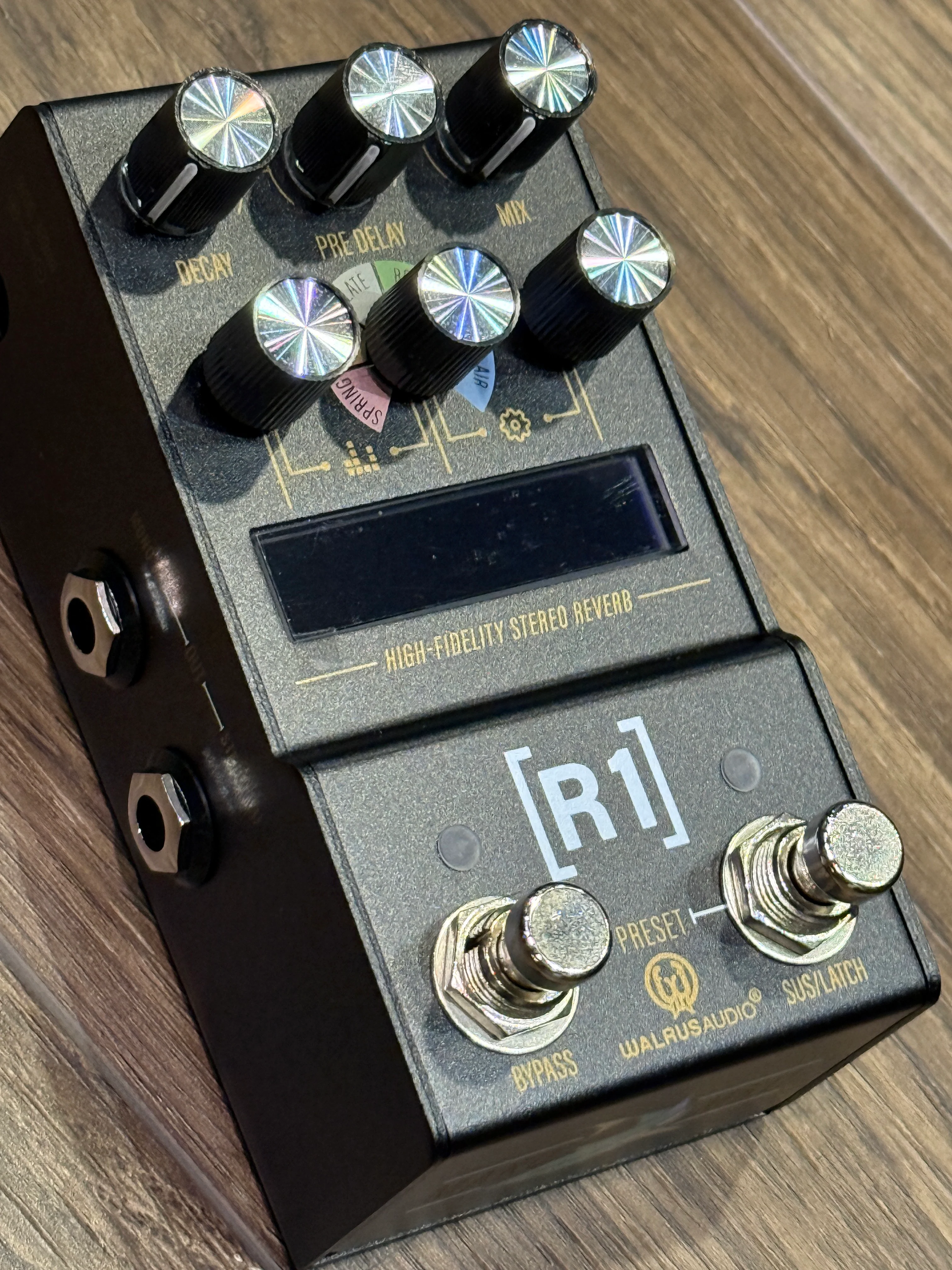 Walrus Audio MAKO Series MKII R1 High-Fidelity Stereo Reverb Guitar Effects Pedal - Image 2