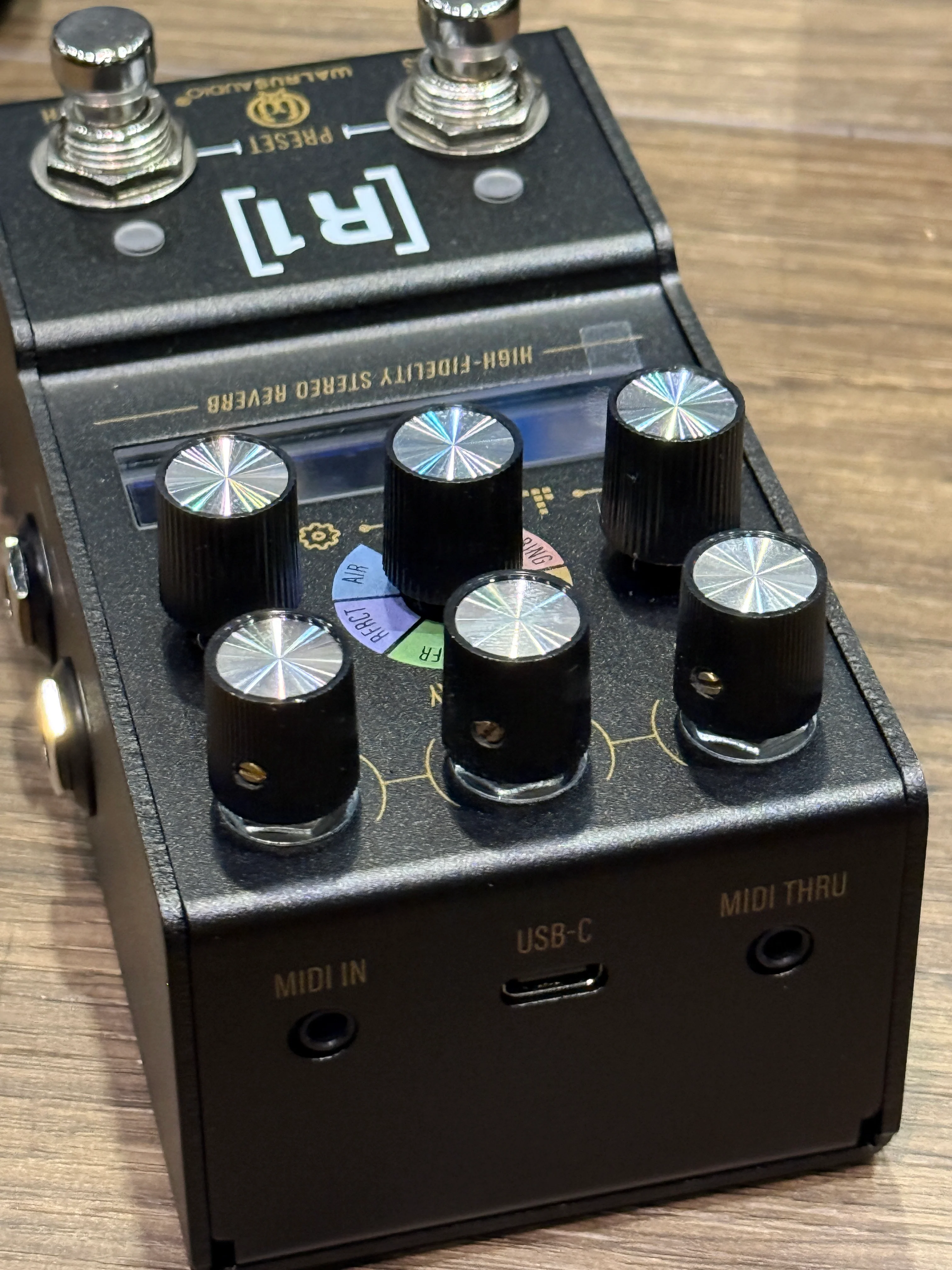 Walrus Audio MAKO Series MKII R1 High-Fidelity Stereo Reverb Guitar Effects Pedal - Image 3