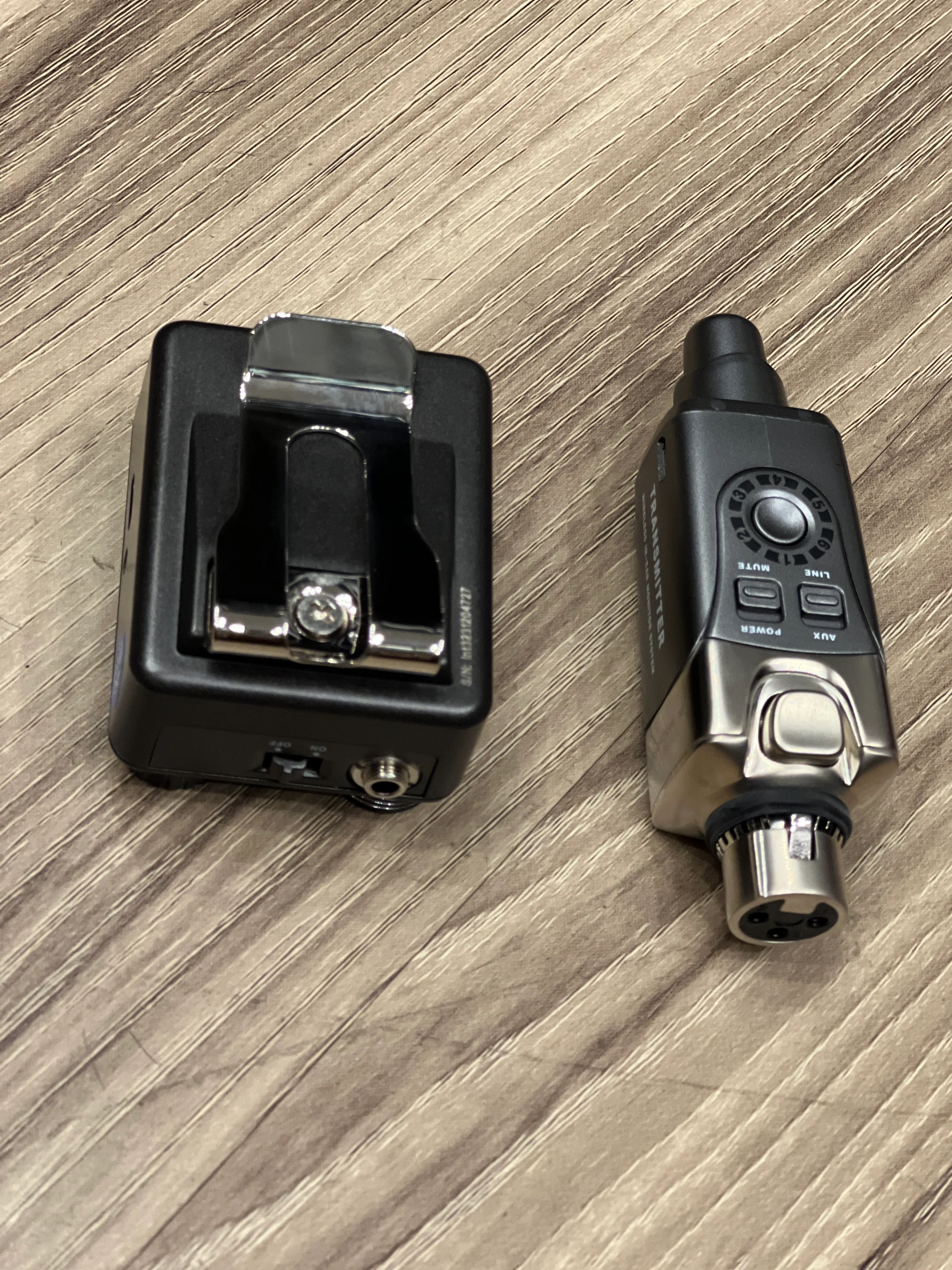 XVIVE U4 In-Ear Monitor Wireless System in Gray - Image 3