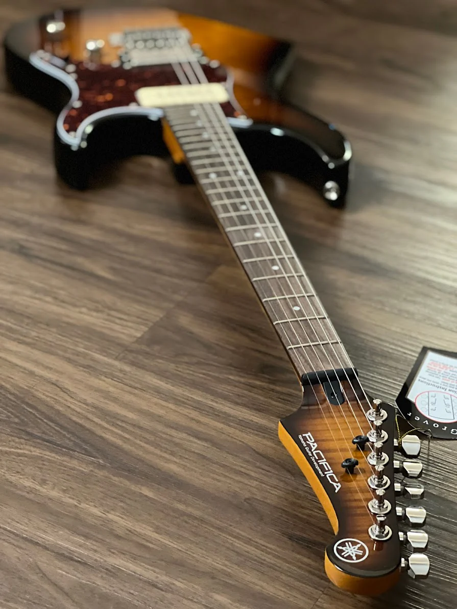 Yamaha PAC611VFM Pacifica in Tobacco Brown Sunburst - Image 5