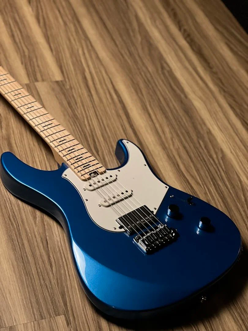 Yamaha Pacifica Standard Plus PACS+12M SB with Maple in Sparkle Blue - Image 2