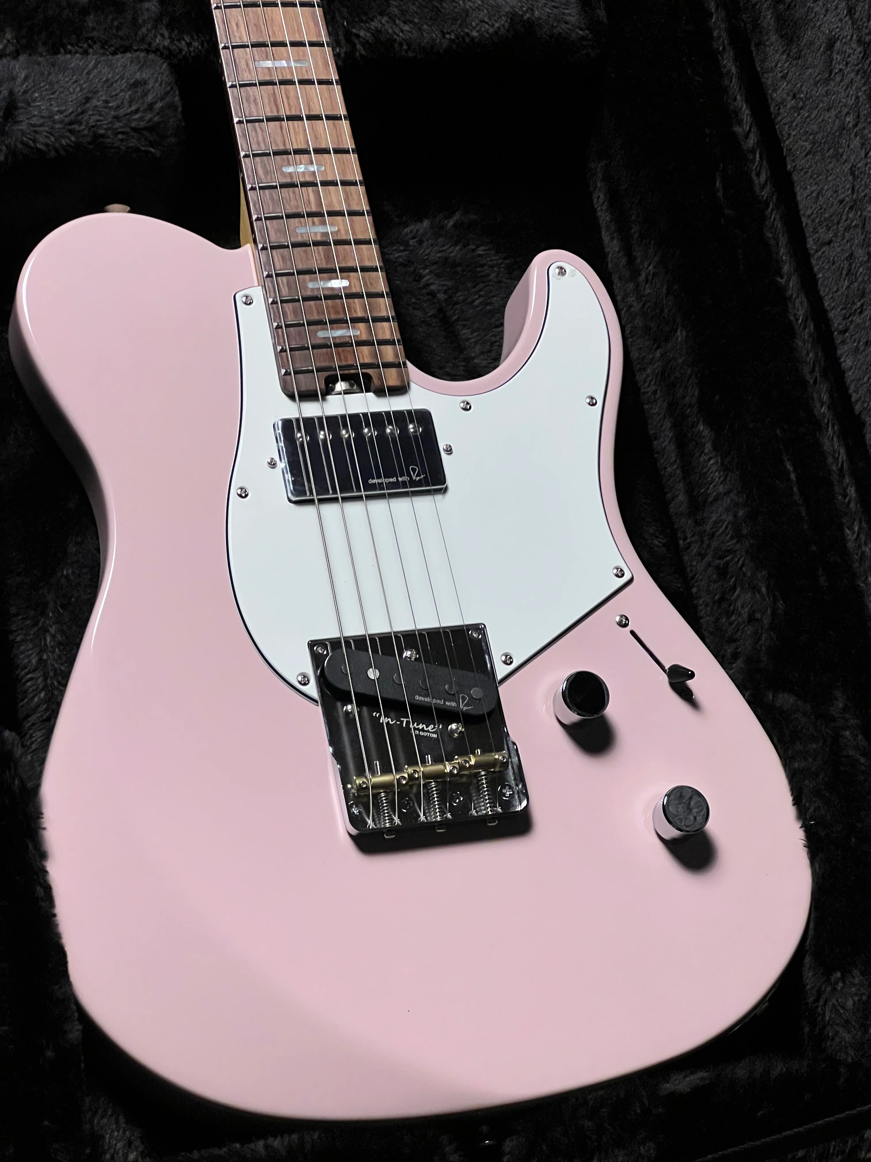 Yamaha PACP11S Pacifica SC Professional in Ash Pink - Image 5