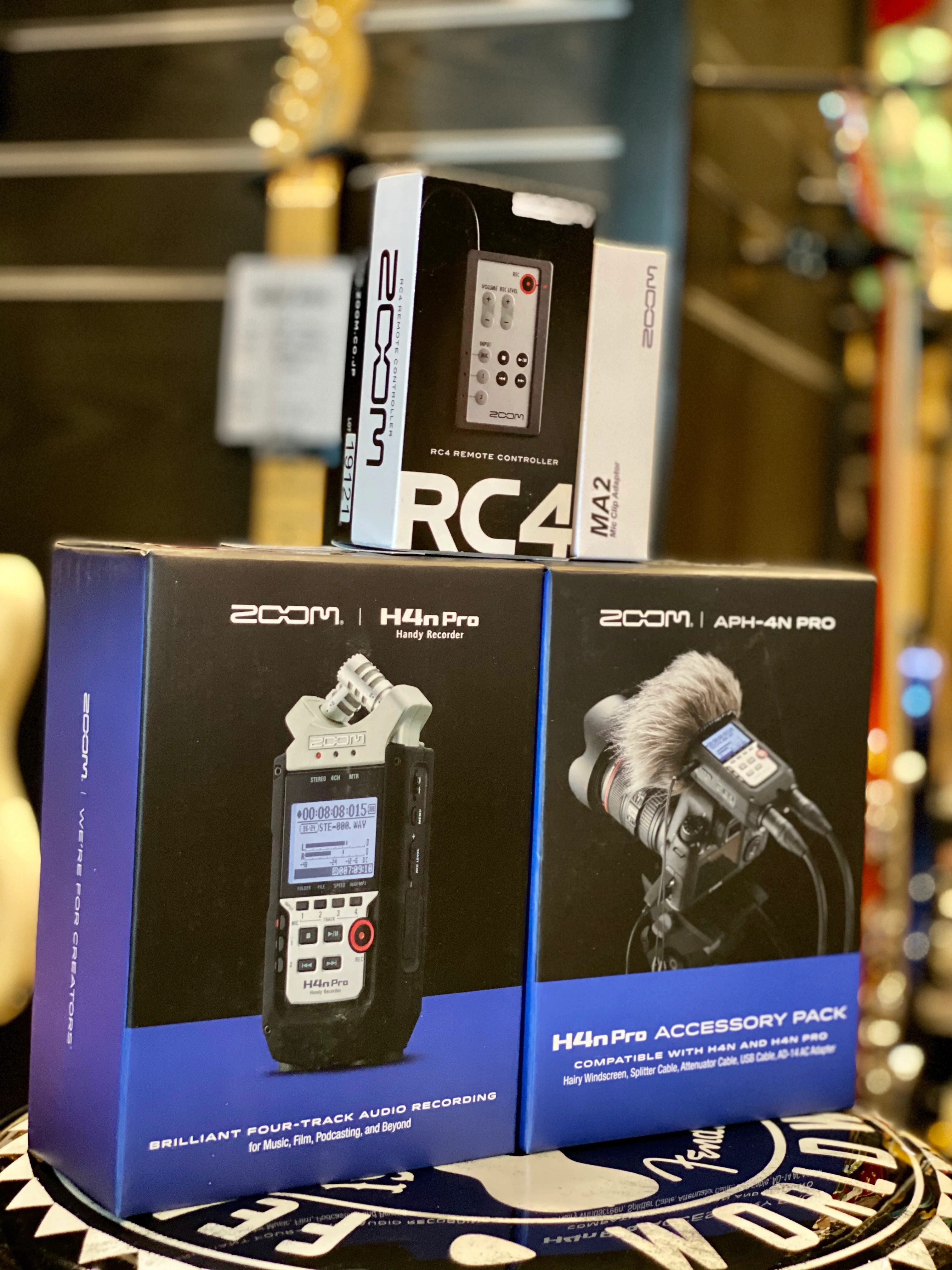 Zoom H4N Pro Handy Recorder Plus Accessories Pack